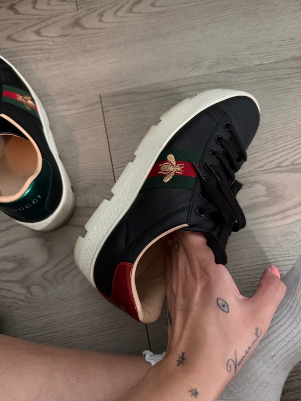 Gucci Black Leather Platform Sneakers with Green & Red Stripe and Bee Embroidery - Picture 4 of 4